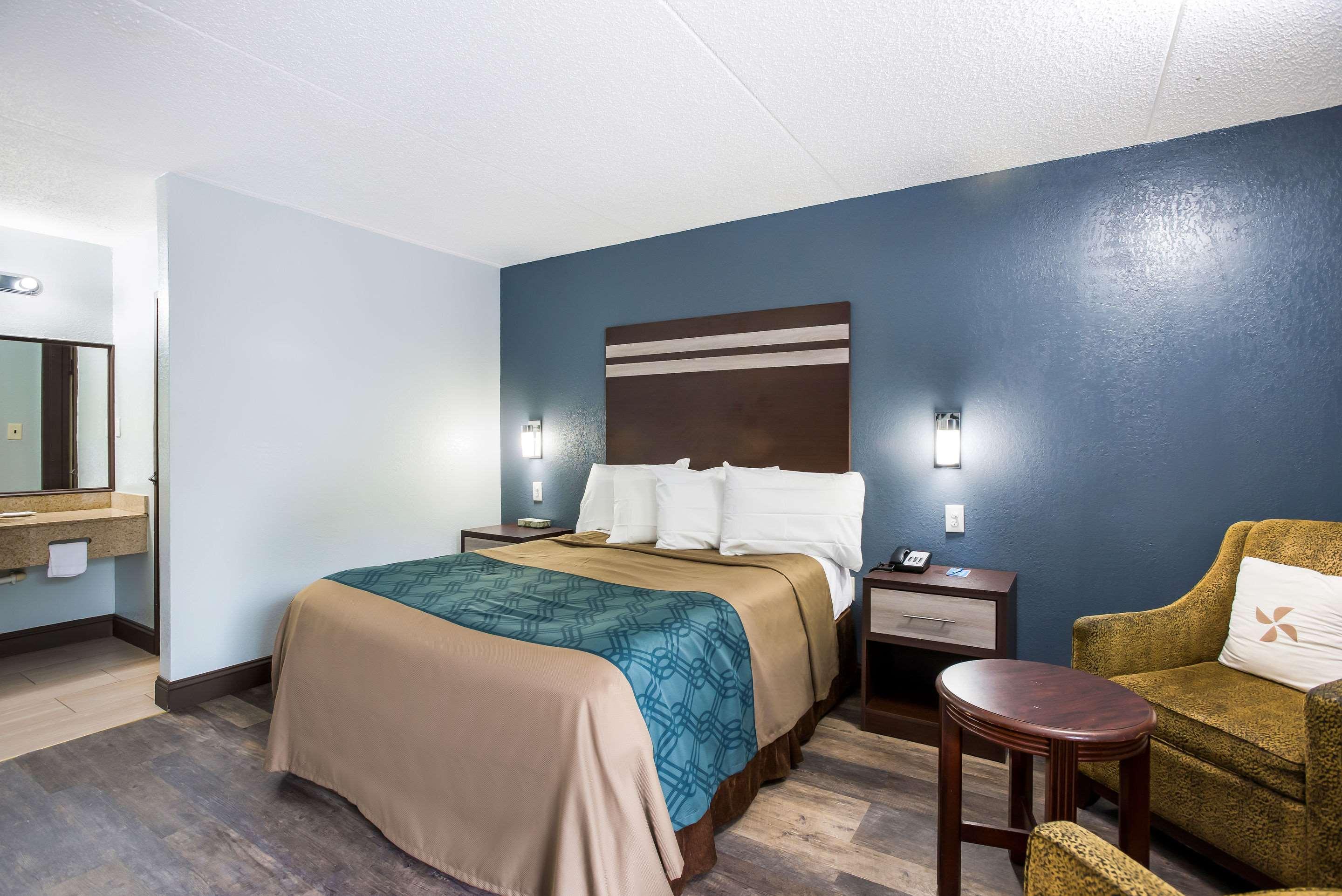 Rodeway Inn Hammonton Exterior photo